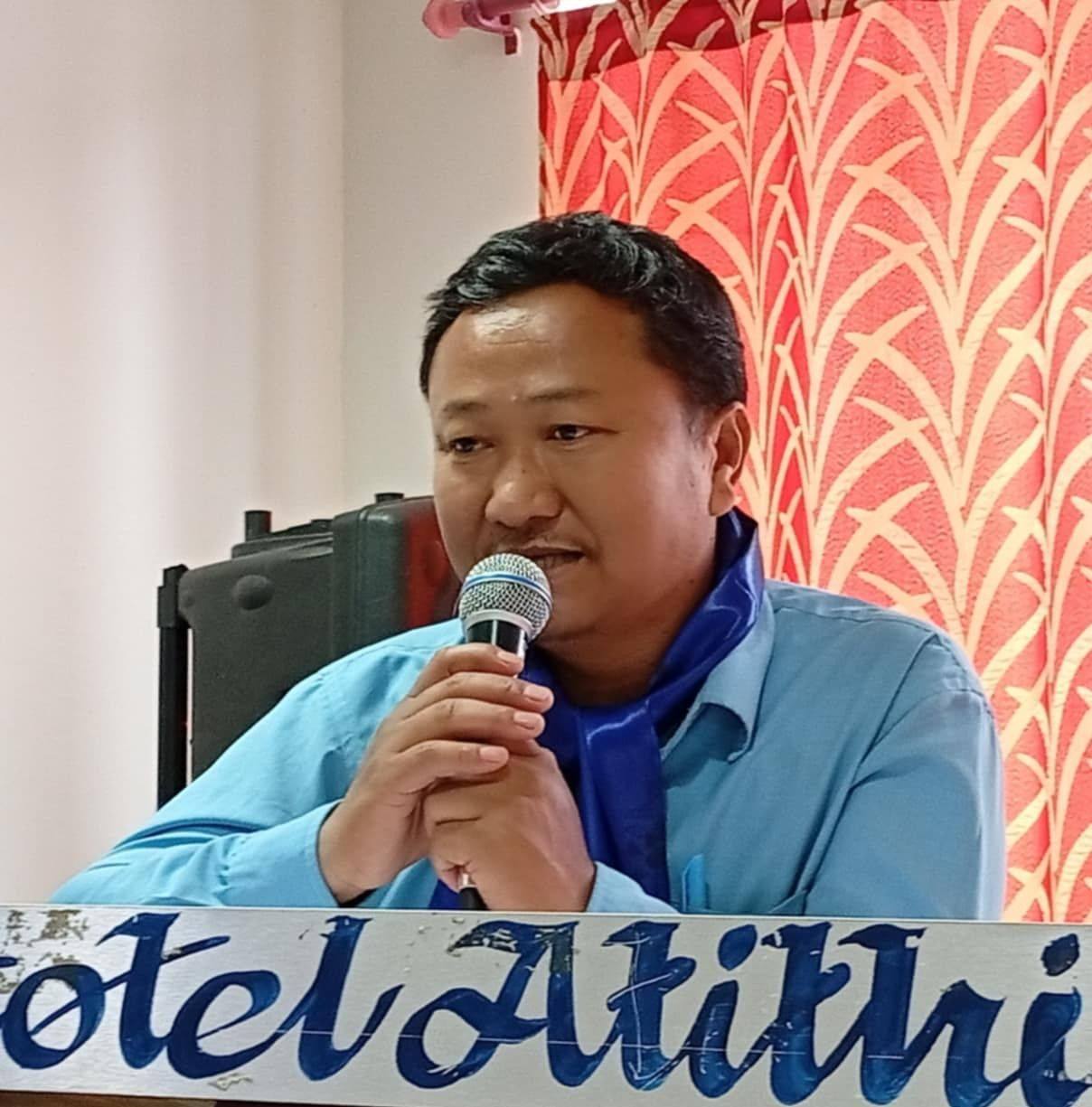 सोम बहादुर गुरुङ