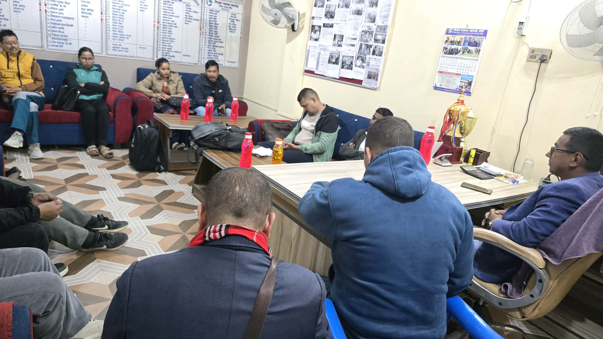 कार्यसमिति बैठक...