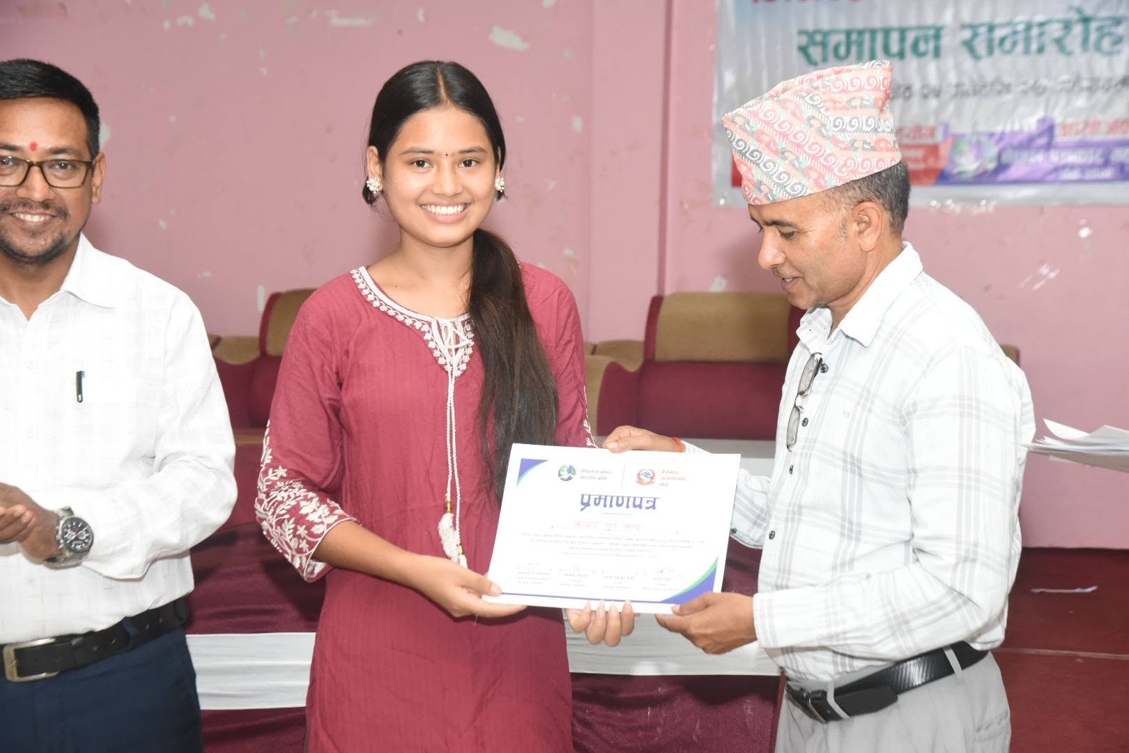 डिजिटल पत्रकारिता तालिममा प्रमाणपत्र वितरण